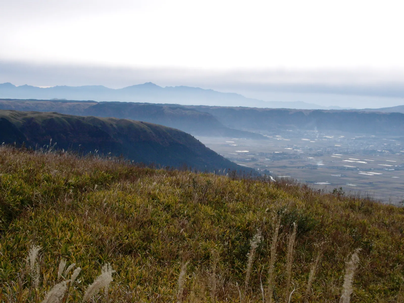 大観峰から望む阿蘇のカルデラと山並み