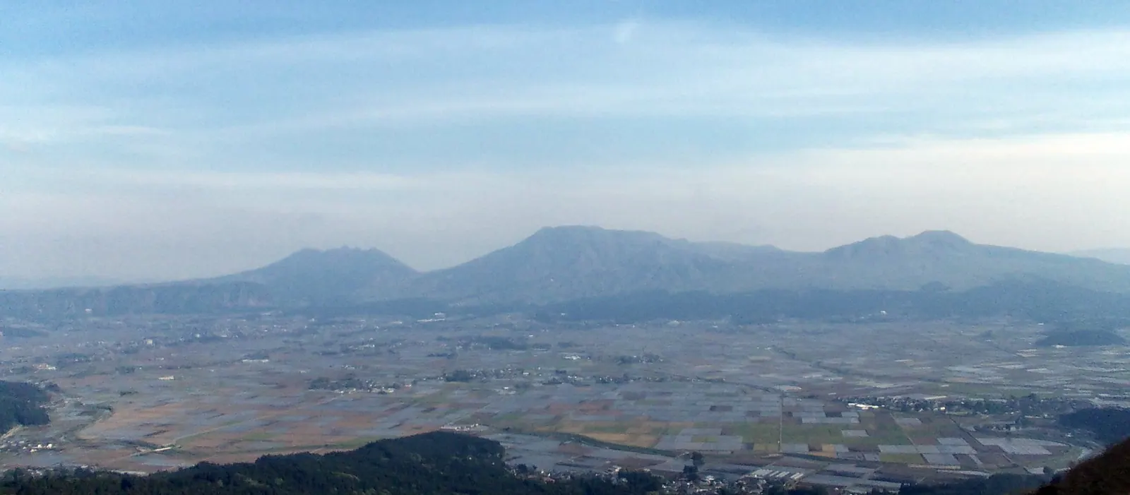 大観峰から望む阿蘇五岳
