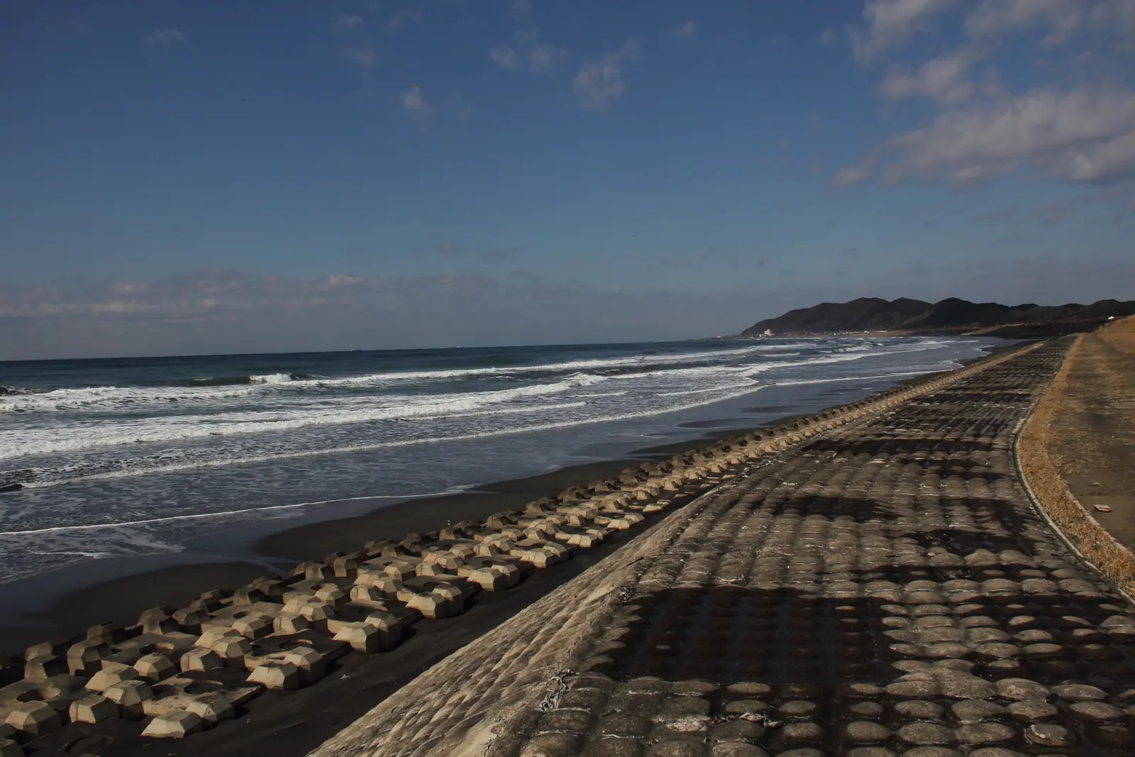 2012年2月に撮影された平砂浦海岸と波打ち際
